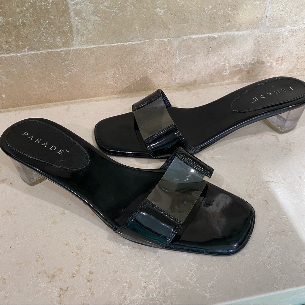 PARADE - Faux Patent/Clear Sandal Slip On Sz8